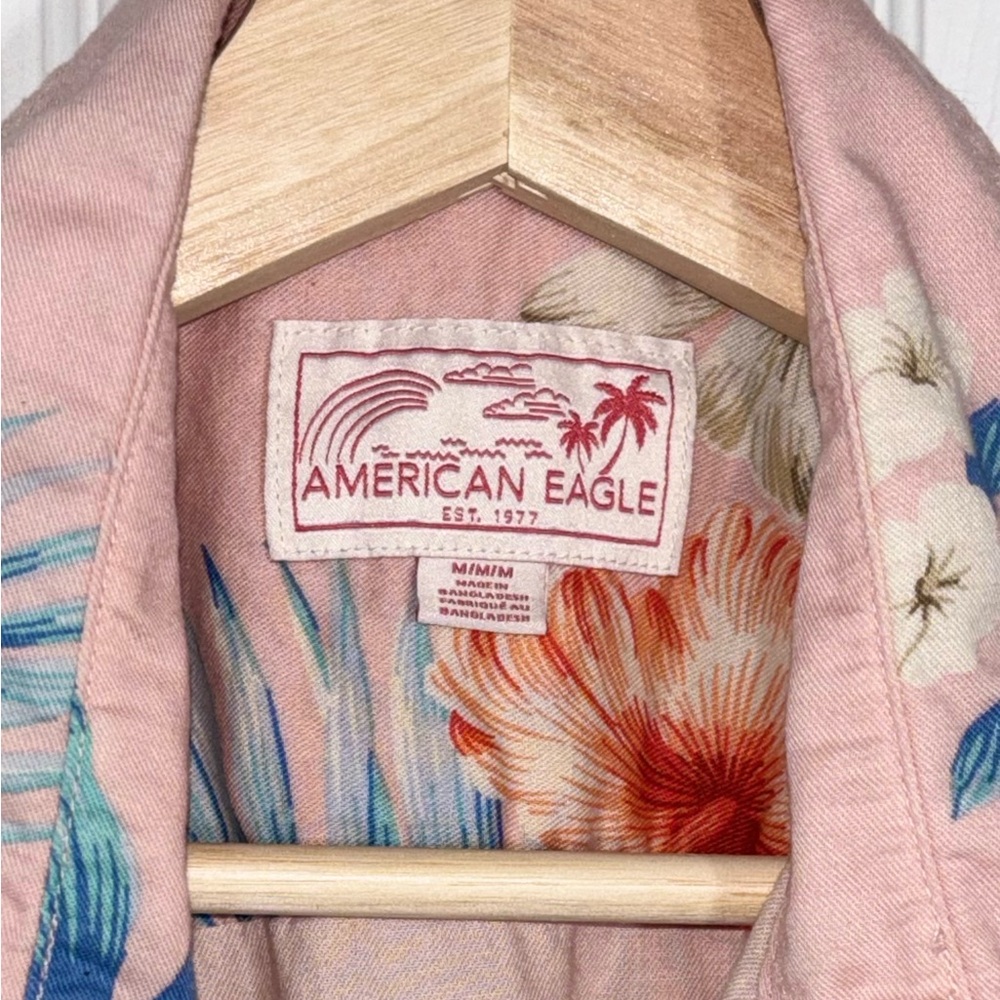 American Eagle AE Pink Tropical Floral Hawaiian Shirt Mens Medium Cotton Linen - Picture 3 of 4